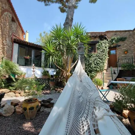 Les Du Mas Peu Del Causse Guest house