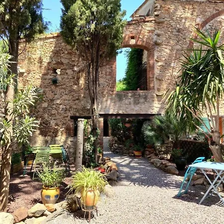 Guest house Les Du Mas Peu Del Causse 4*