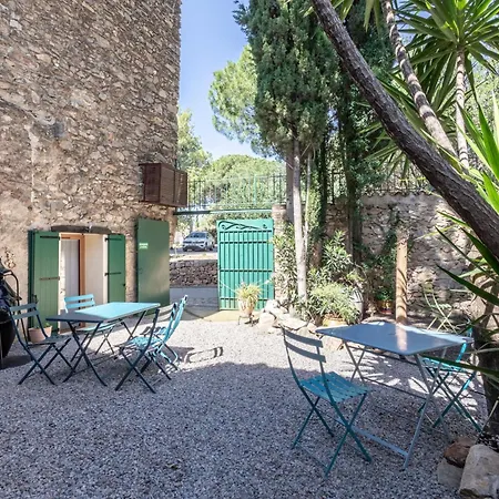 Guest house Les Du Mas Peu Del Causse 4*